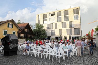 Sommerkonzert und Openairkino, Raiffeisenplatz