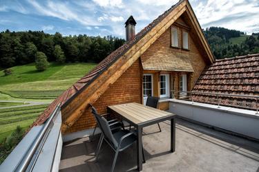 Terasse mit Abendsonne und herrlichem Ausblick