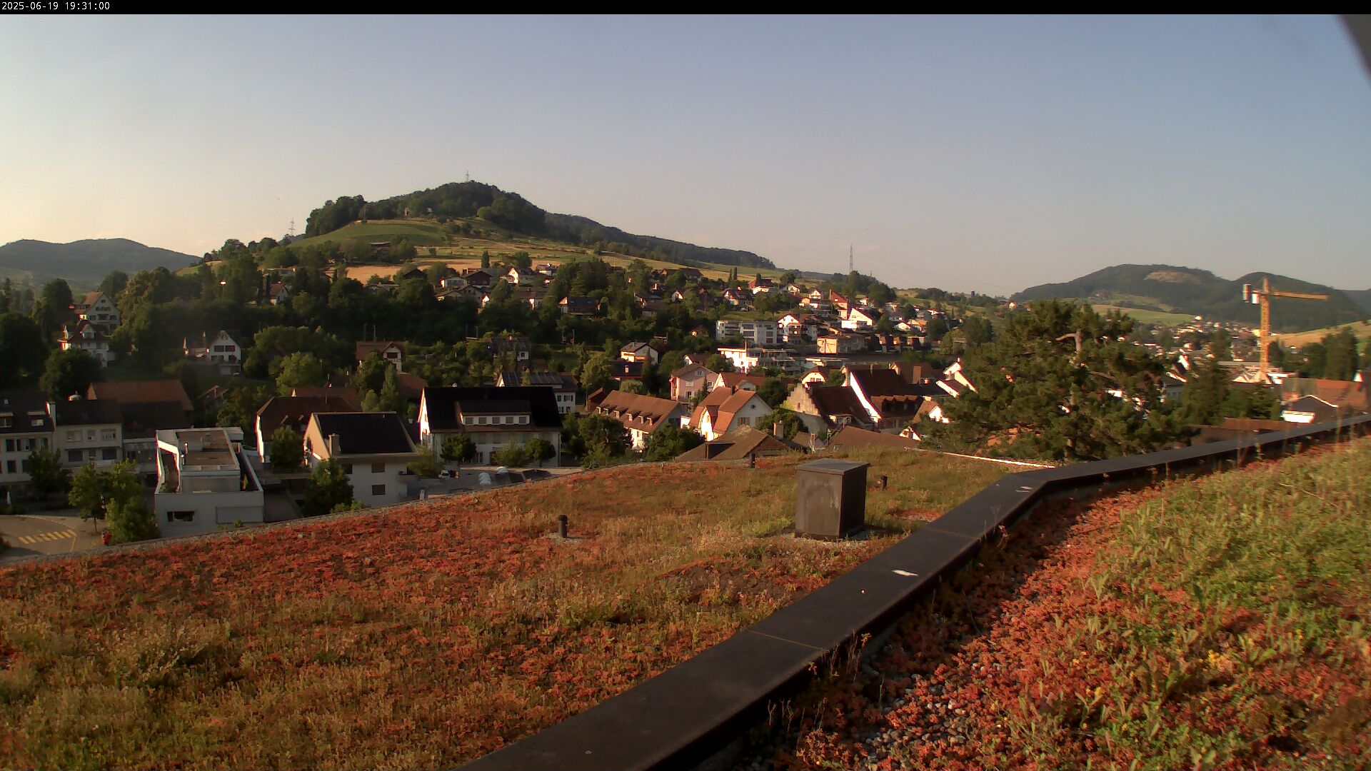 10h ago - 19:35