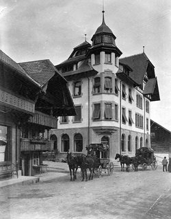 Gemeindehaus (erbaut 1907)
