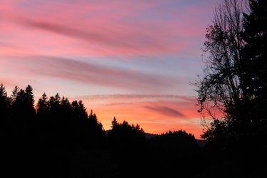 nicht irgendein Sonnenuntergang, nein, sondern für Sie hier im Chrattegrabe.