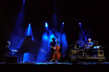 Petros Klampanis Trio