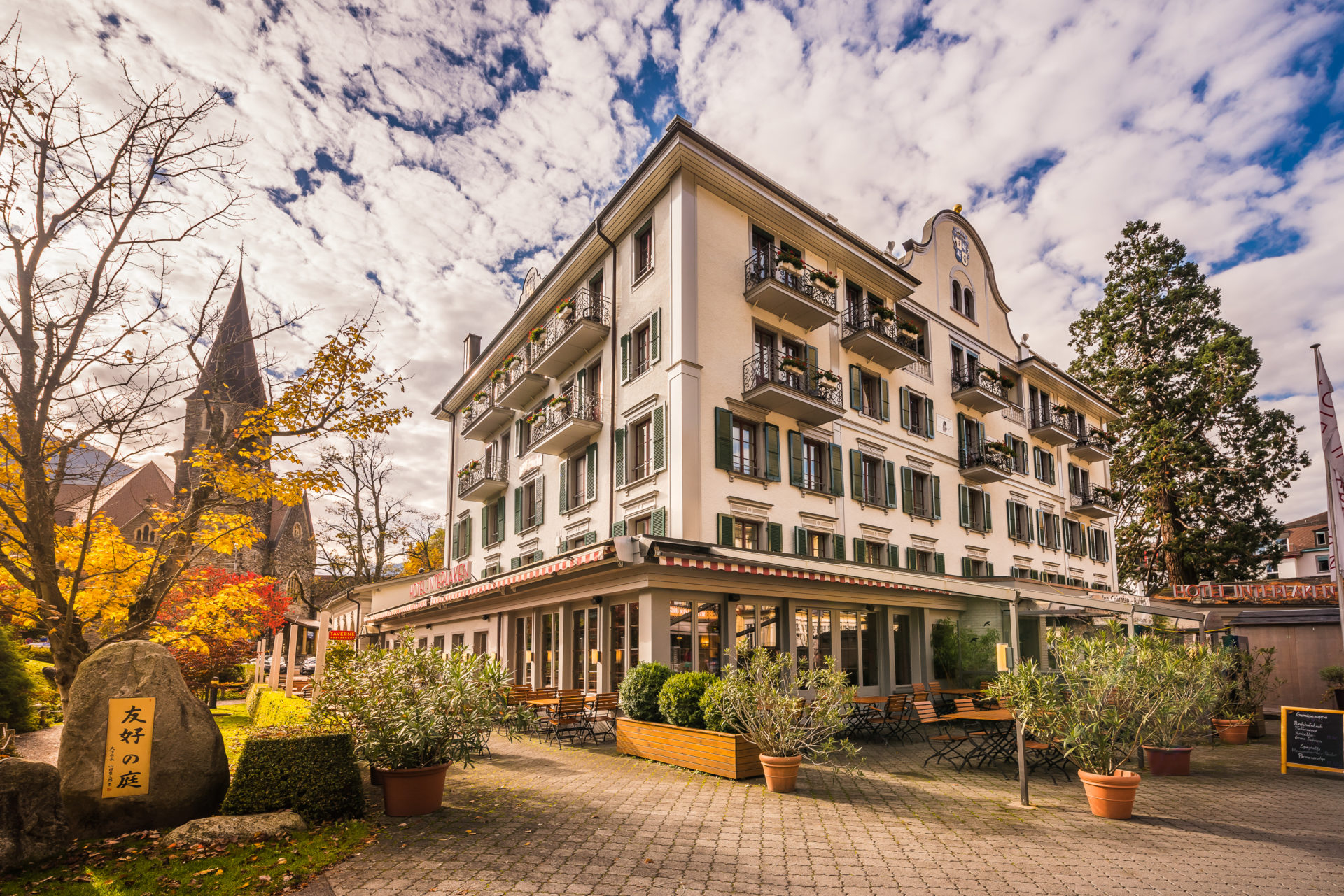 Hotel Interlaken Restaurant Taverne Schweiz Tourismus
