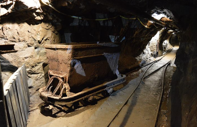 Wiedereröffnung der Goldmine in Sessa Wiedereröffnung der Goldmine in Sessa