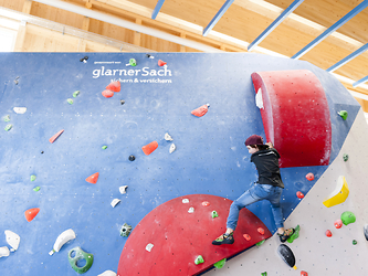 Bouldern in der www.boulderhalle.gl